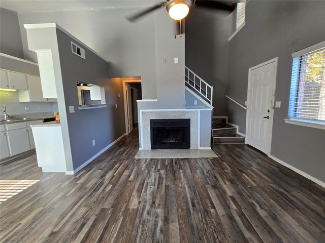 1122 Millview Drive 1304, Arlington, TX 76012
