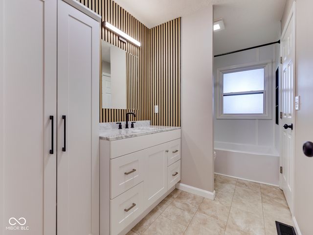 5008 W 37th Street, Indianapolis, IN 46224