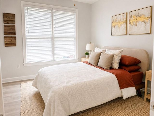 554 Centennial Lane NW, Atlanta, GA 30313