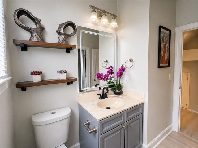 554 Centennial Lane NW, Atlanta, GA 30313