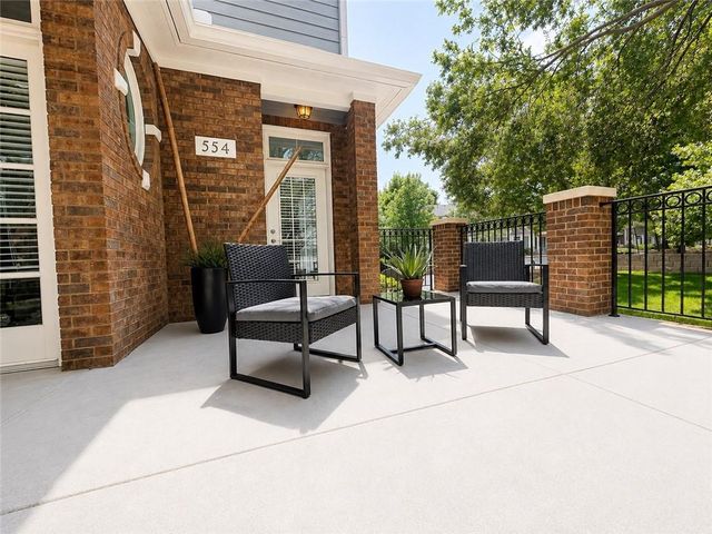 554 Centennial Lane NW, Atlanta, GA 30313