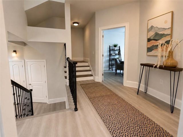 554 Centennial Lane NW, Atlanta, GA 30313