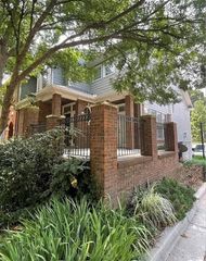 554 Centennial Lane NW, Atlanta, GA 30313