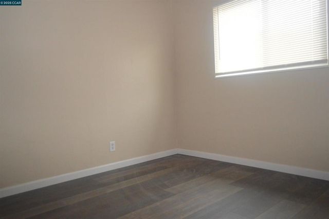 43 Bay Dr, Bay Point, CA 94565