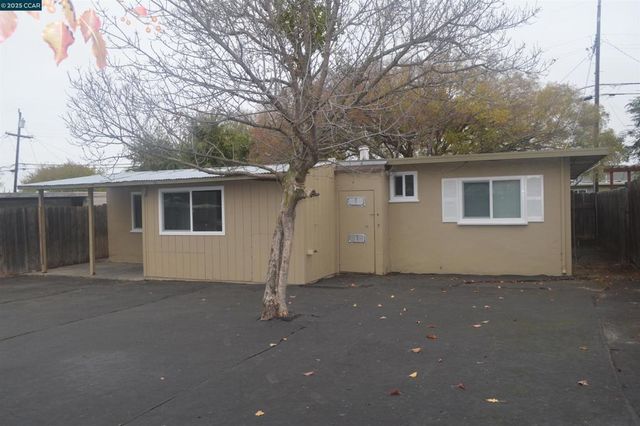 43 Bay Dr, Bay Point, CA 94565