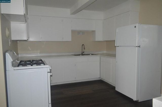 43 Bay Dr, Bay Point, CA 94565