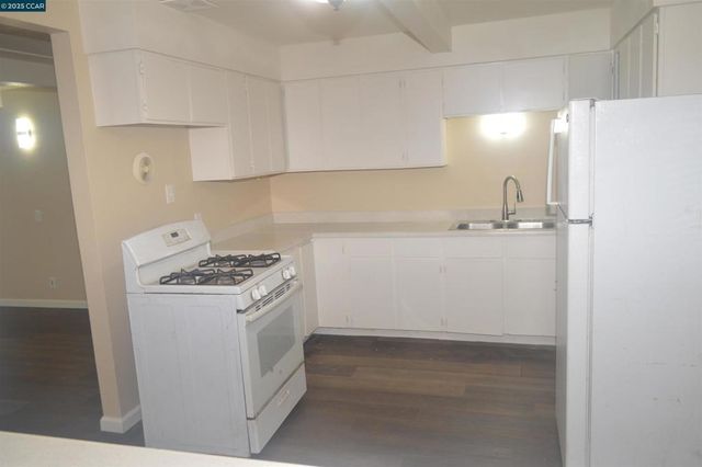 43 Bay Dr, Bay Point, CA 94565