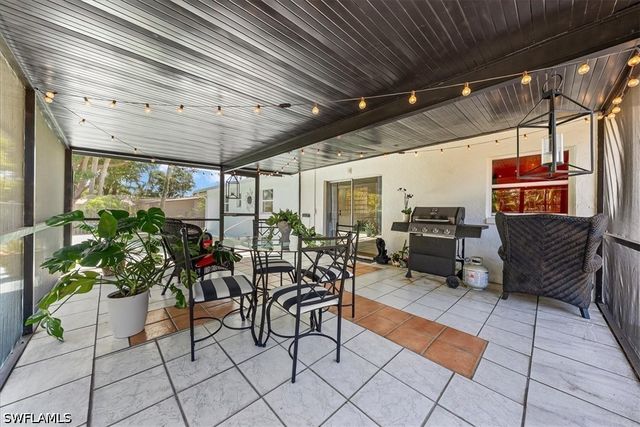 4027 Mindi AVE, Naples, FL 34112