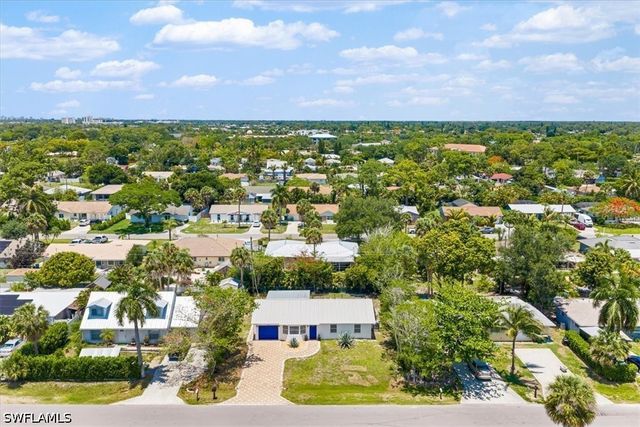 4027 Mindi AVE, Naples, FL 34112