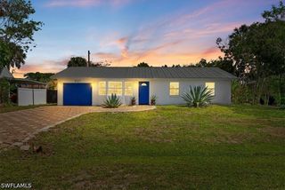 4027 Mindi AVE, Naples, FL 34112