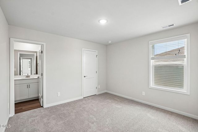 163 N Field Sparrow Way, Clayton, NC 27520
