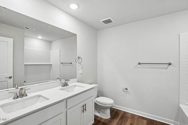 163 N Field Sparrow Way, Clayton, NC 27520