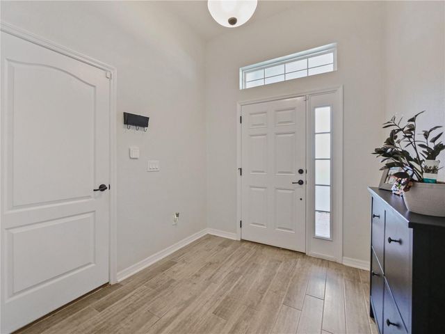 8258 BAYLISS COURT, Orlando, FL 32825