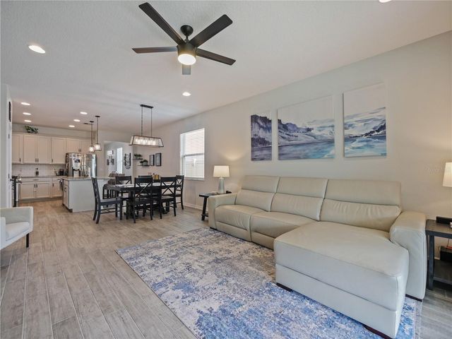 8258 BAYLISS COURT, Orlando, FL 32825