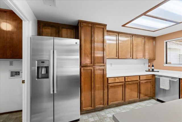 3608 Blackstone Way, Modesto, CA 95356