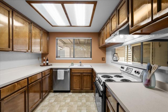 3608 Blackstone Way, Modesto, CA 95356