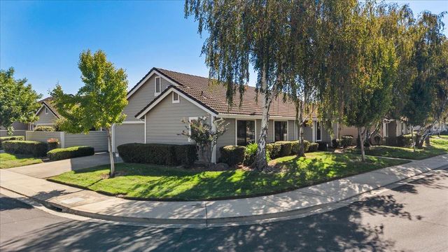 3608 Blackstone Way, Modesto, CA 95356