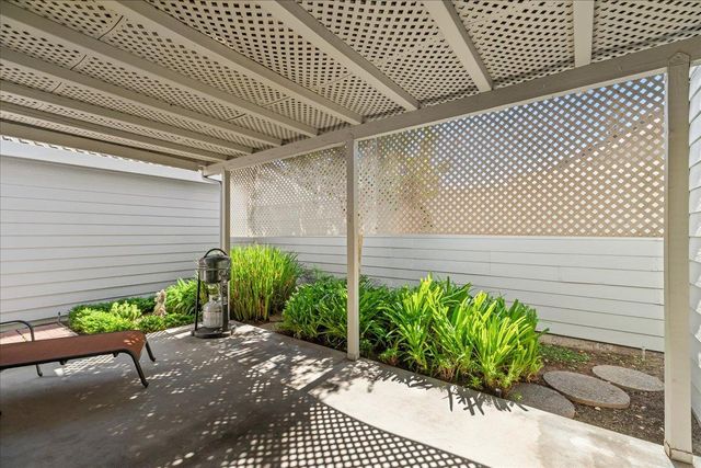 3608 Blackstone Way, Modesto, CA 95356