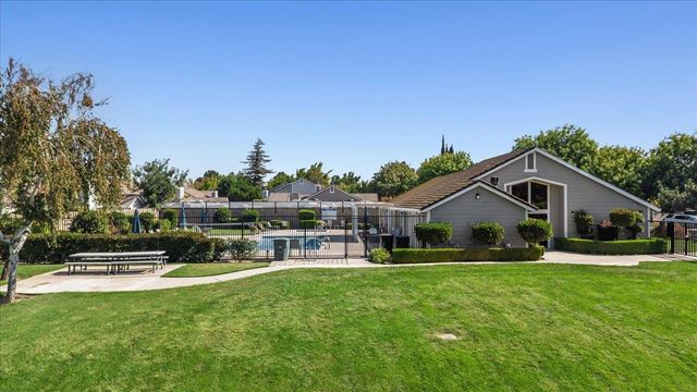3608 Blackstone Way, Modesto, CA 95356