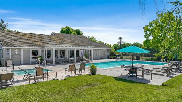 3608 Blackstone Way, Modesto, CA 95356
