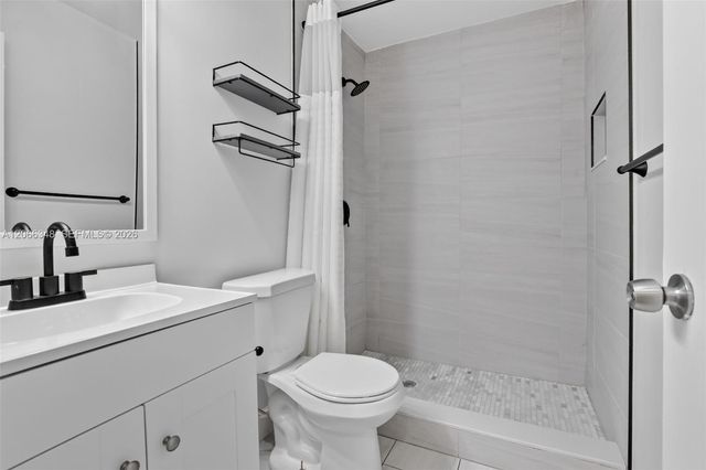 11065 NW 38th Place, Sunrise, FL 33351