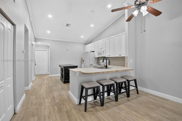 11065 NW 38th Place, Sunrise, FL 33351
