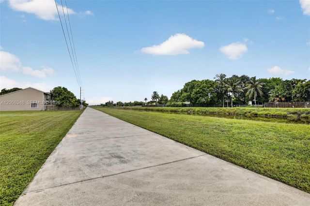 11065 NW 38th Place, Sunrise, FL 33351