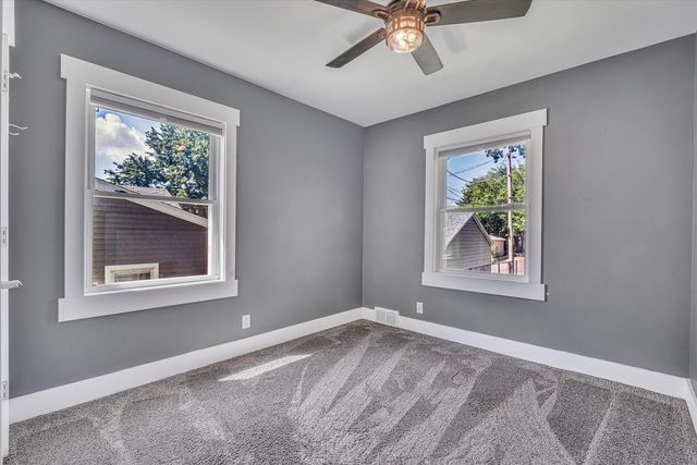 2420 Madison Street, Davenport, IA 52804