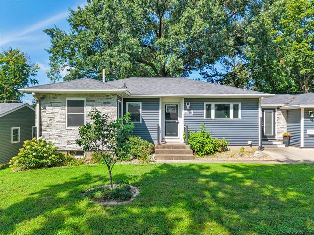 2420 Madison Street, Davenport, IA 52804
