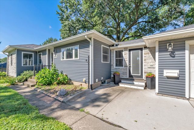 2420 Madison Street, Davenport, IA 52804