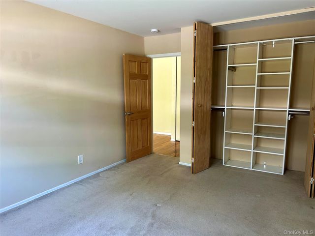 8 Colonial Road 36, Beacon, NY 12508