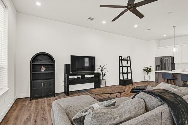 4843 Broom Street, Houston, TX 77091