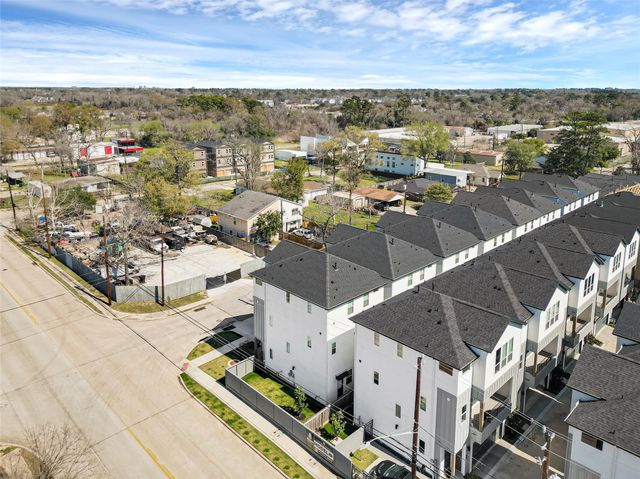 4843 Broom Street, Houston, TX 77091