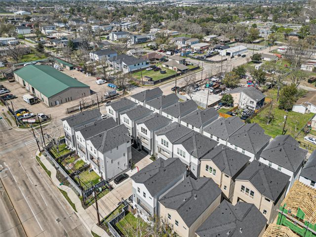 4843 Broom Street, Houston, TX 77091