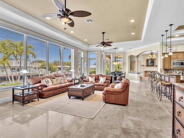 4431 NE 24th Avenue, Lighthouse Point, FL 33064