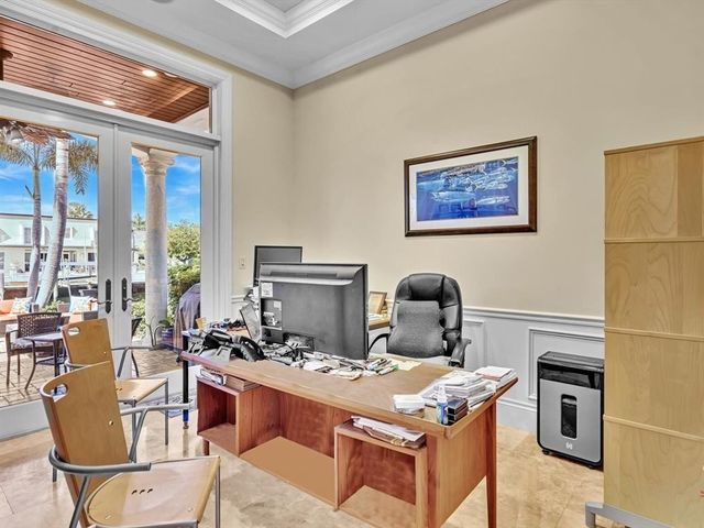 4431 NE 24th Avenue, Lighthouse Point, FL 33064