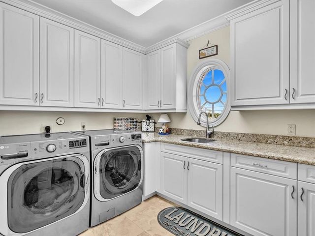 4431 NE 24th Avenue, Lighthouse Point, FL 33064