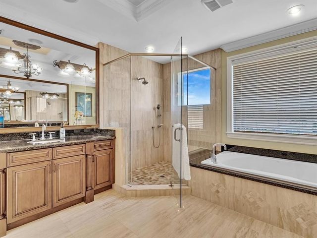 4431 NE 24th Avenue, Lighthouse Point, FL 33064