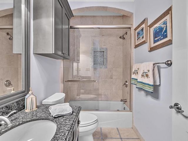 4431 NE 24th Avenue, Lighthouse Point, FL 33064