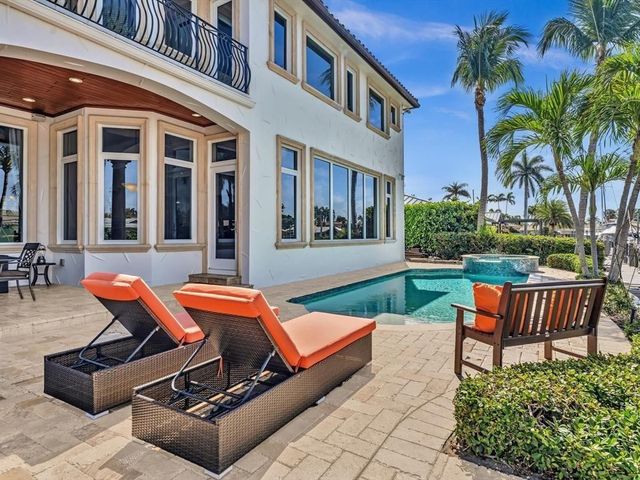 4431 NE 24th Avenue, Lighthouse Point, FL 33064