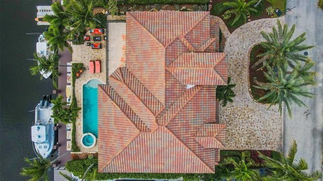 4431 NE 24th Avenue, Lighthouse Point, FL 33064