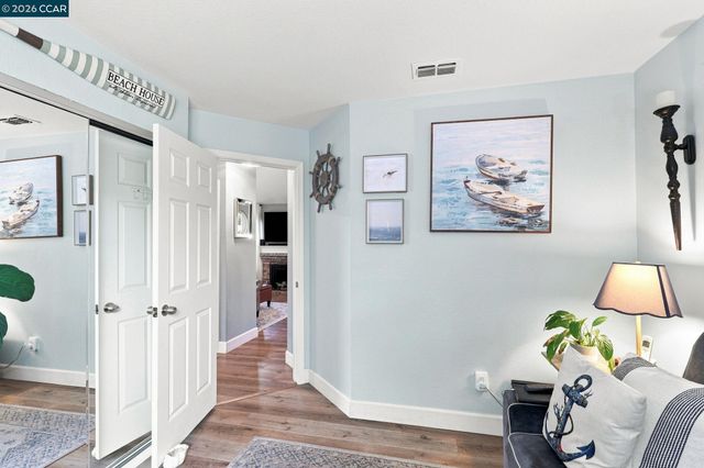 25 Sparrow Hawk Ct., Oakley, CA 94561
