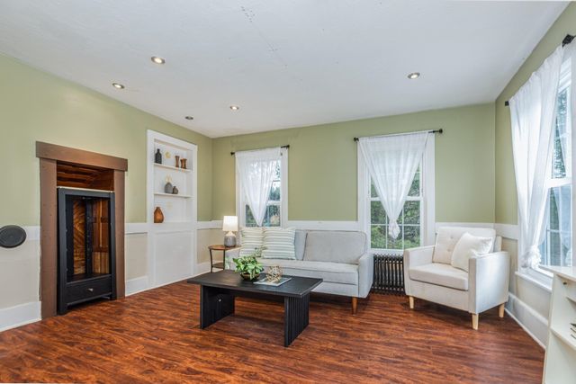 1685 Dover Road, Epsom, NH 03234
