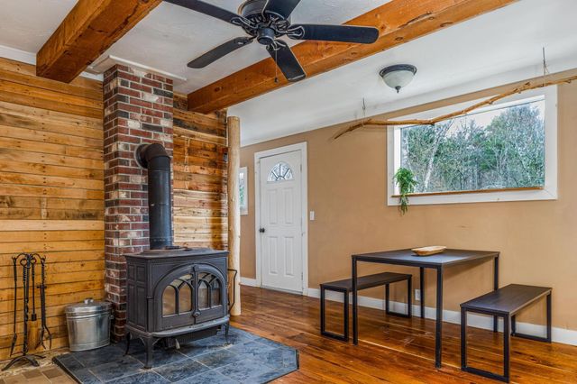 1685 Dover Road, Epsom, NH 03234