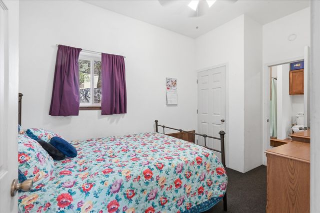 235 Ann Roy Drive, Grants Pass, OR 97527