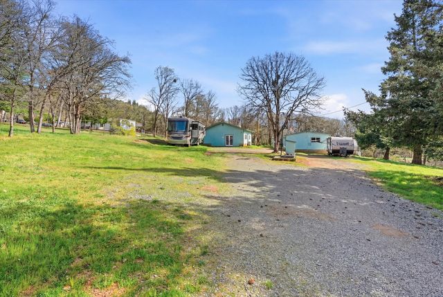 235 Ann Roy Drive, Grants Pass, OR 97527