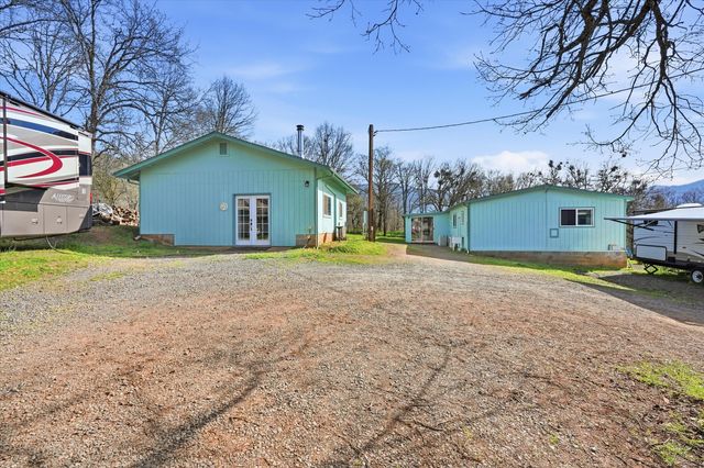 235 Ann Roy Drive, Grants Pass, OR 97527