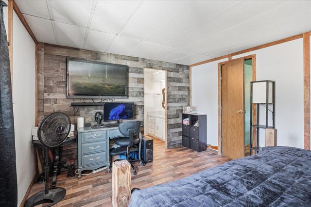 235 Ann Roy Drive, Grants Pass, OR 97527