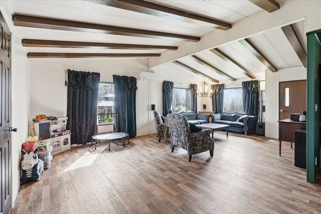 235 Ann Roy Drive, Grants Pass, OR 97527