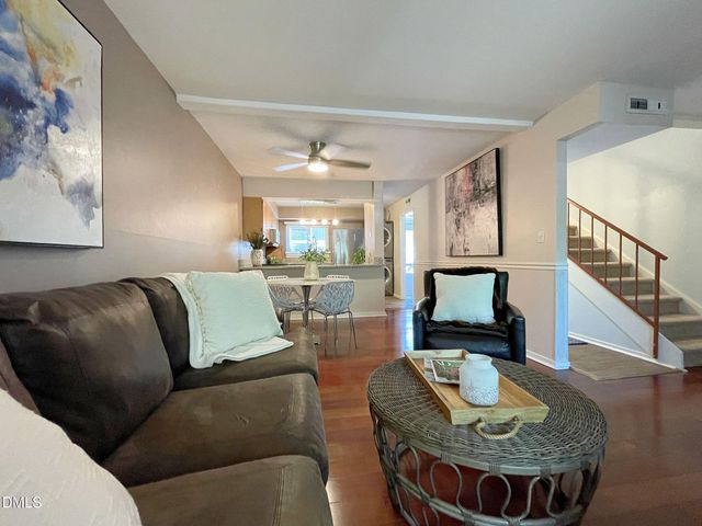 7040 Longstreet Drive B, Raleigh, NC 27615